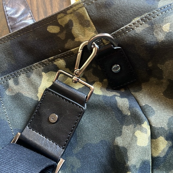 Police camo bag multiple pockets adjustable strap